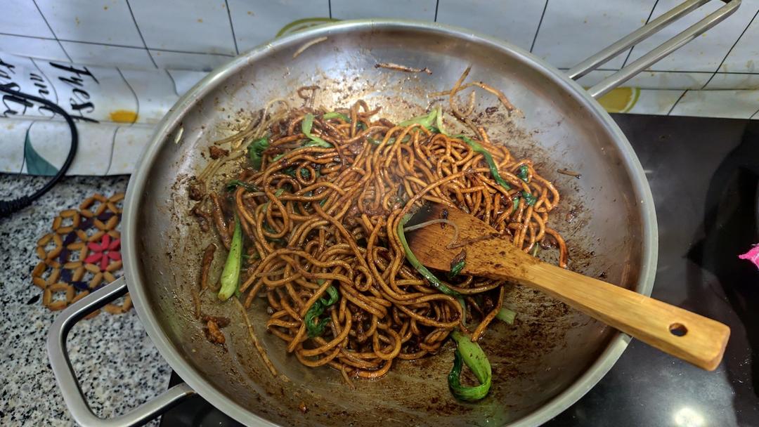 上海粗炒面