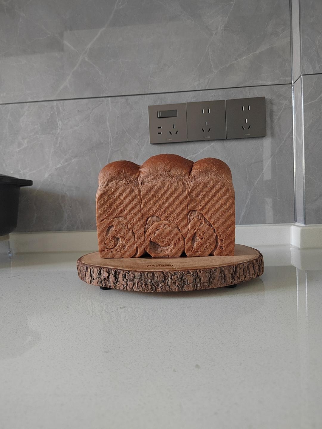 巨~巨好吃的巧克力奶油吐司