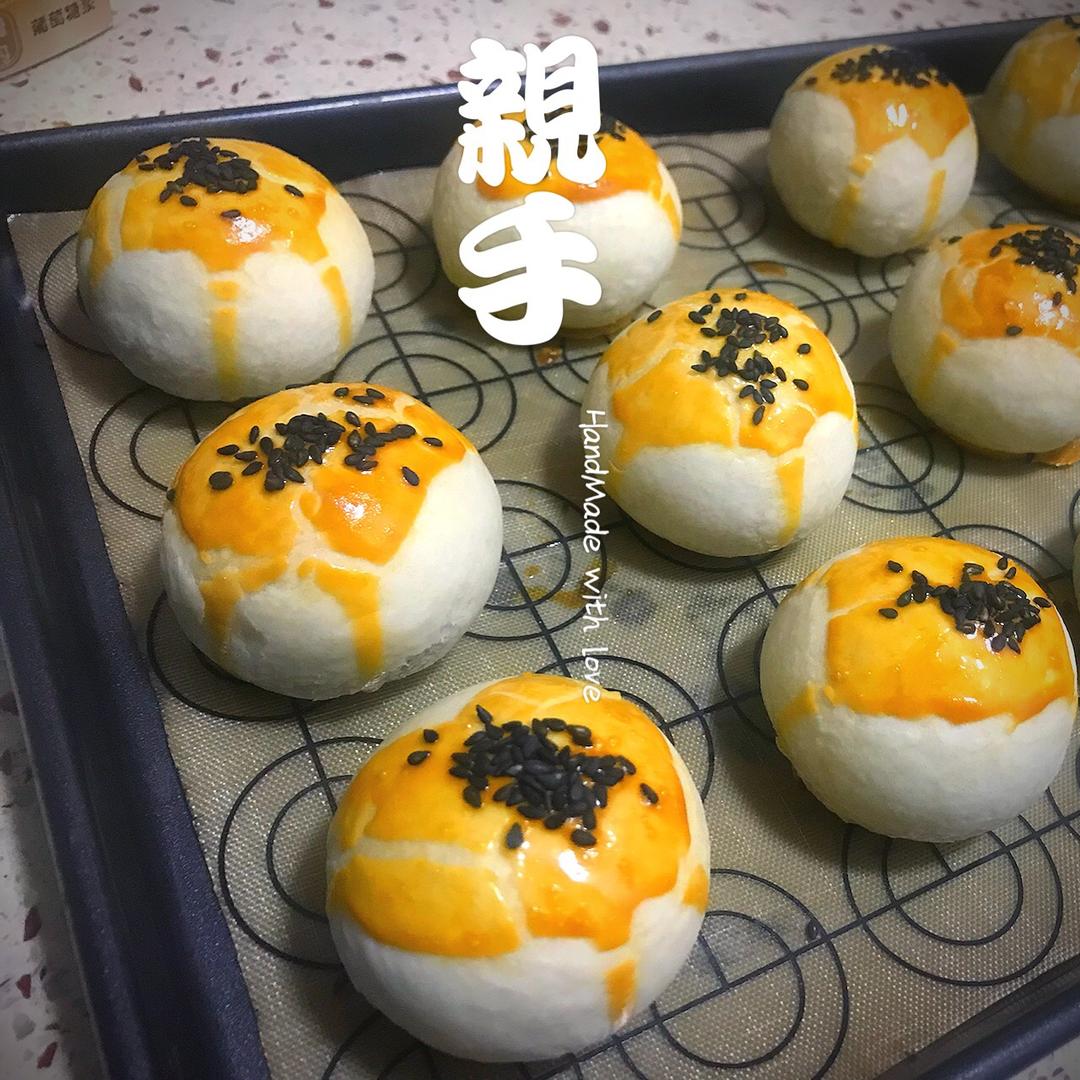 蛋黄酥