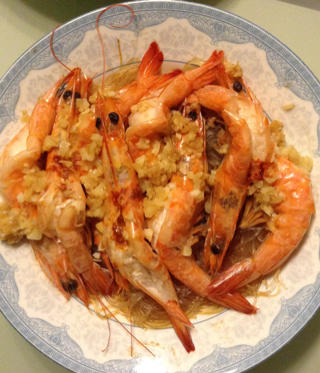蒜蓉粉丝蒸大虾