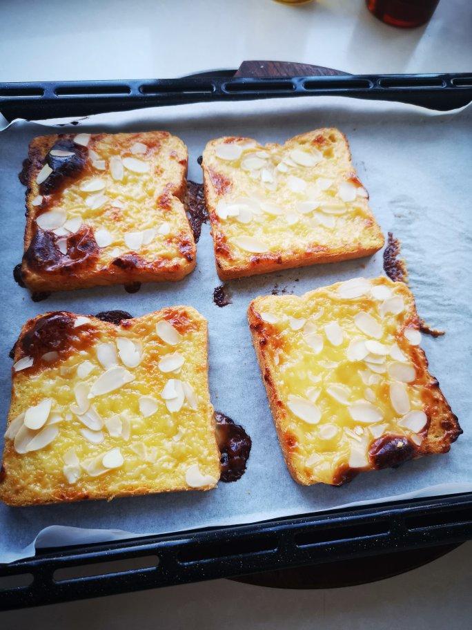 零失败快手岩烧乳酪(熔岩吐司)十分钟网红早餐，好吃哭