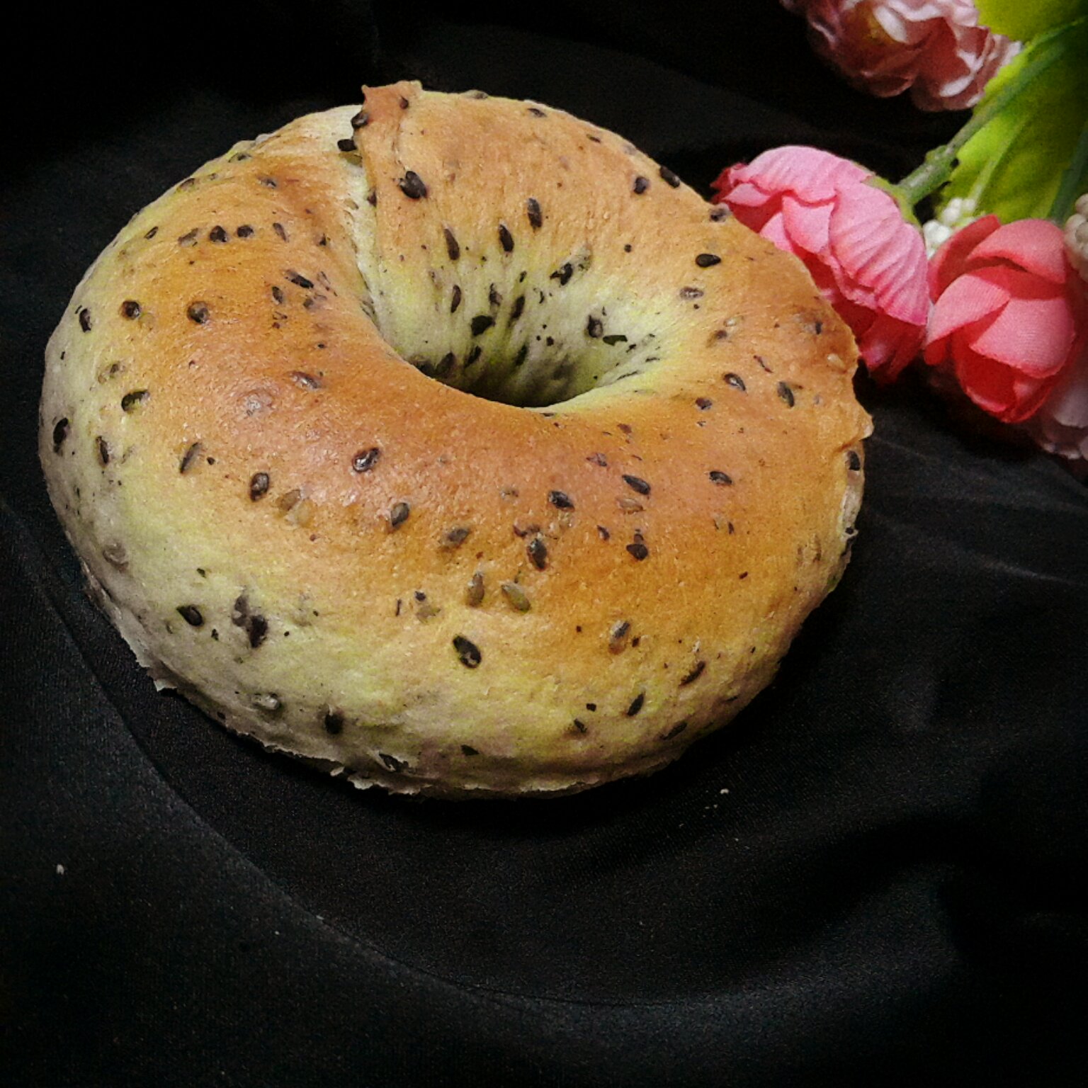 黑芝麻全麦贝果