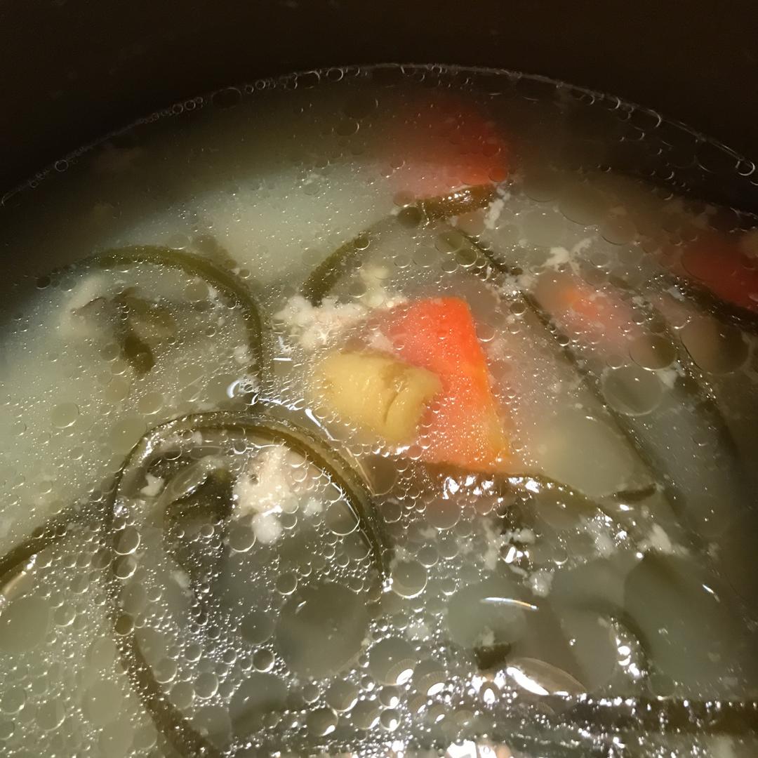 海带排骨汤