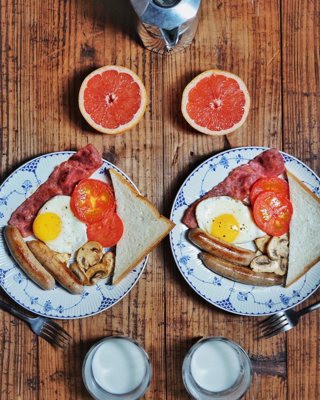 草莓u酱做的英式早餐 full english breakfast