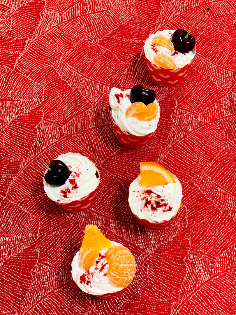 红丝绒杯子蛋糕Red velvet cupcake －红曲版本