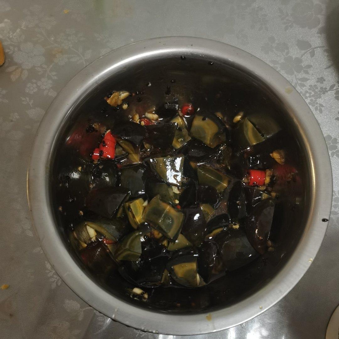 我妈最拿手的拌皮蛋！不好吃来找我