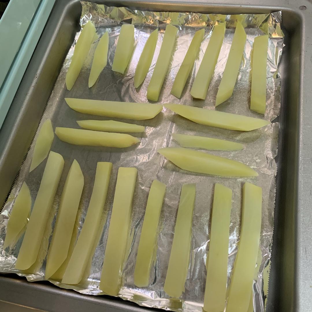 不用炸的简单烤薯条🍟追剧哄小孩小零食椒盐薯条番茄酱薯条二种口味