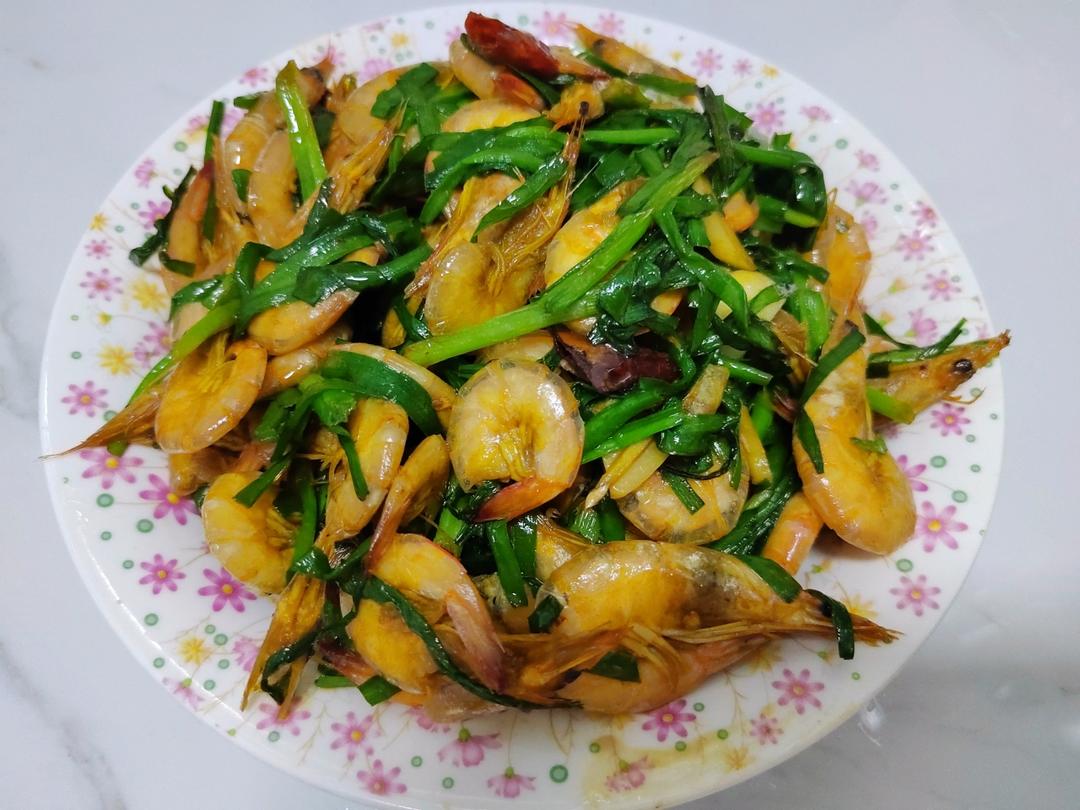 韭菜炒河虾，鲜美极了！一定要试一次