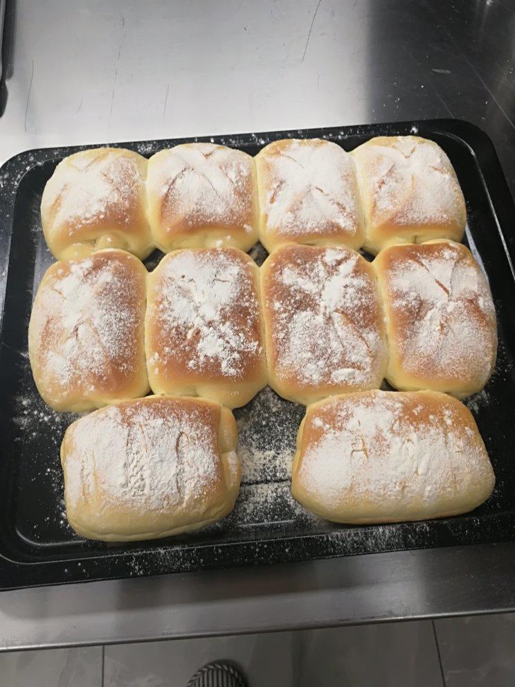 软到不知所措的牛奶卷