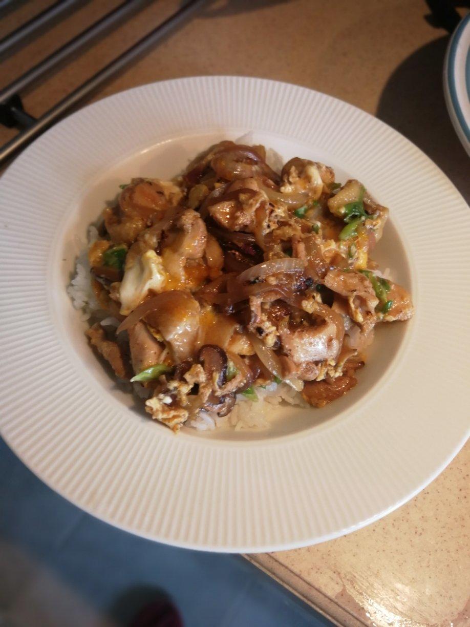 日本盖浇饭始祖亲子丼