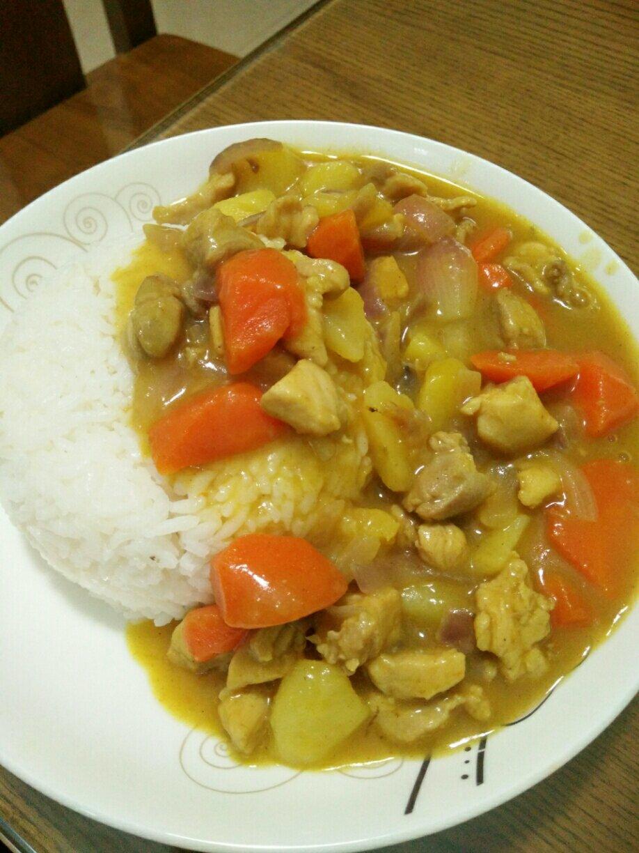 咖喱鸡肉饭