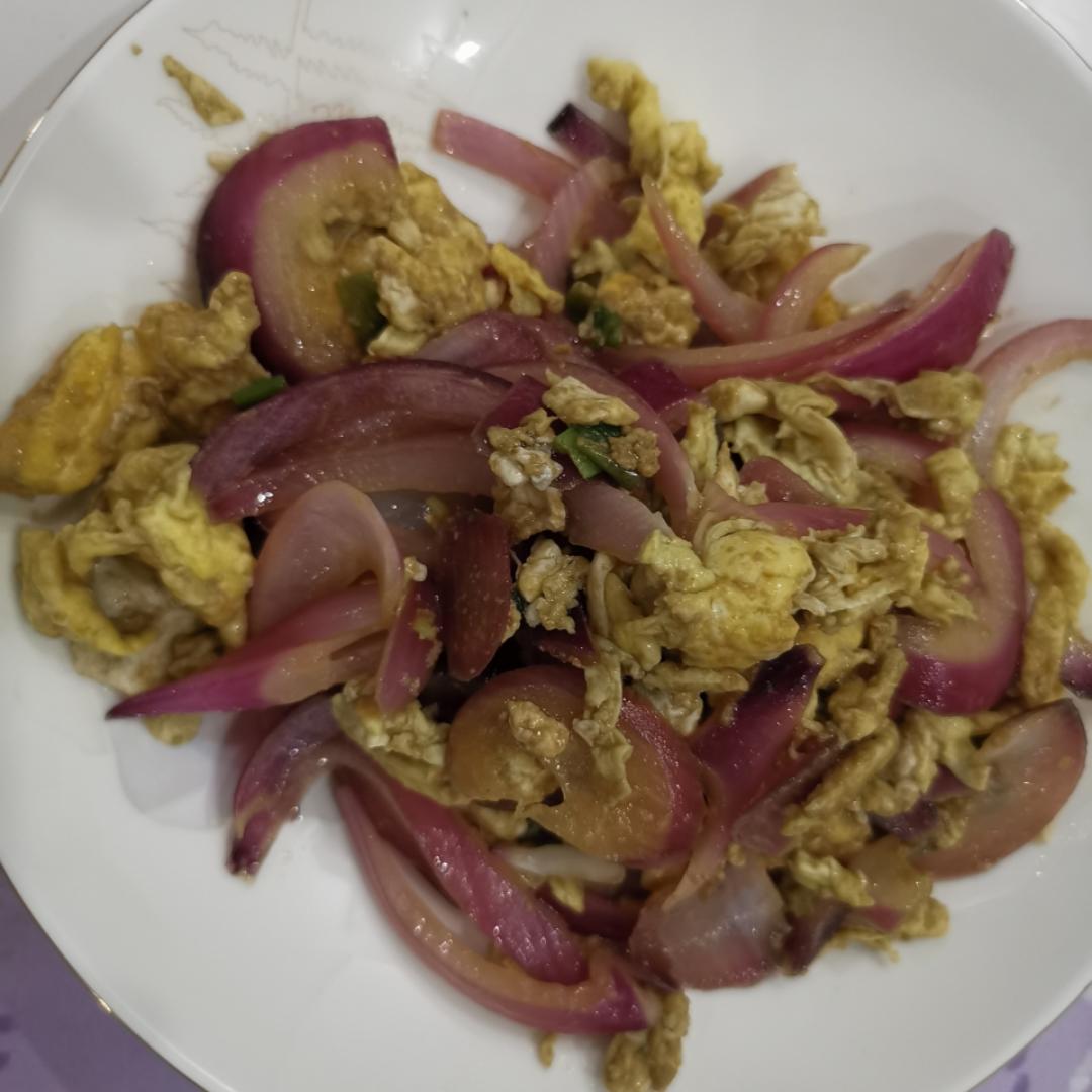 降压防癌的好食材  洋葱炒鸡蛋