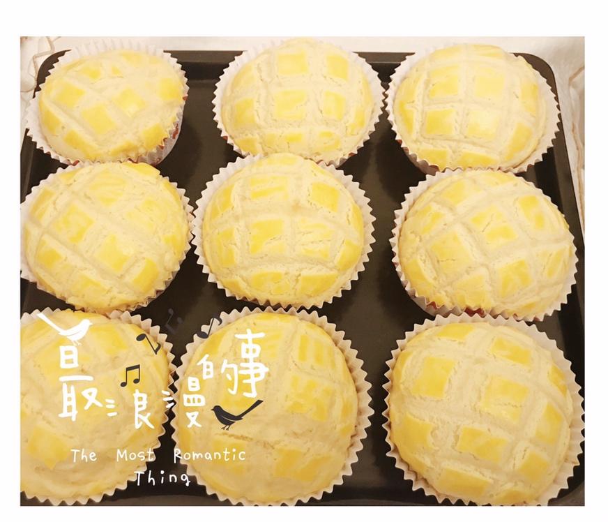 好吃到炸裂的港式菠萝包（附带制作酥皮的小视频）