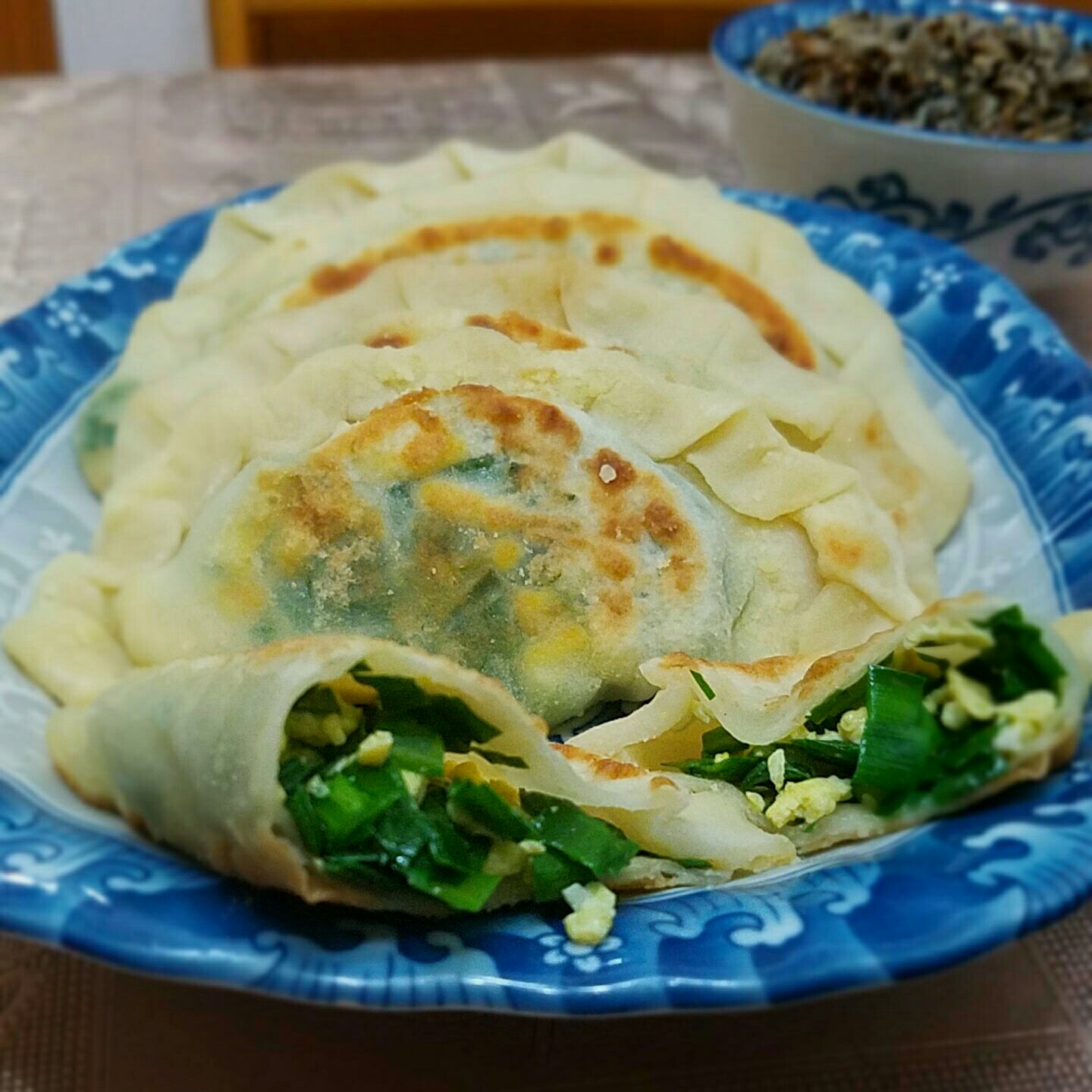 韭菜盒子 Chinese Leek and Egg Pasty