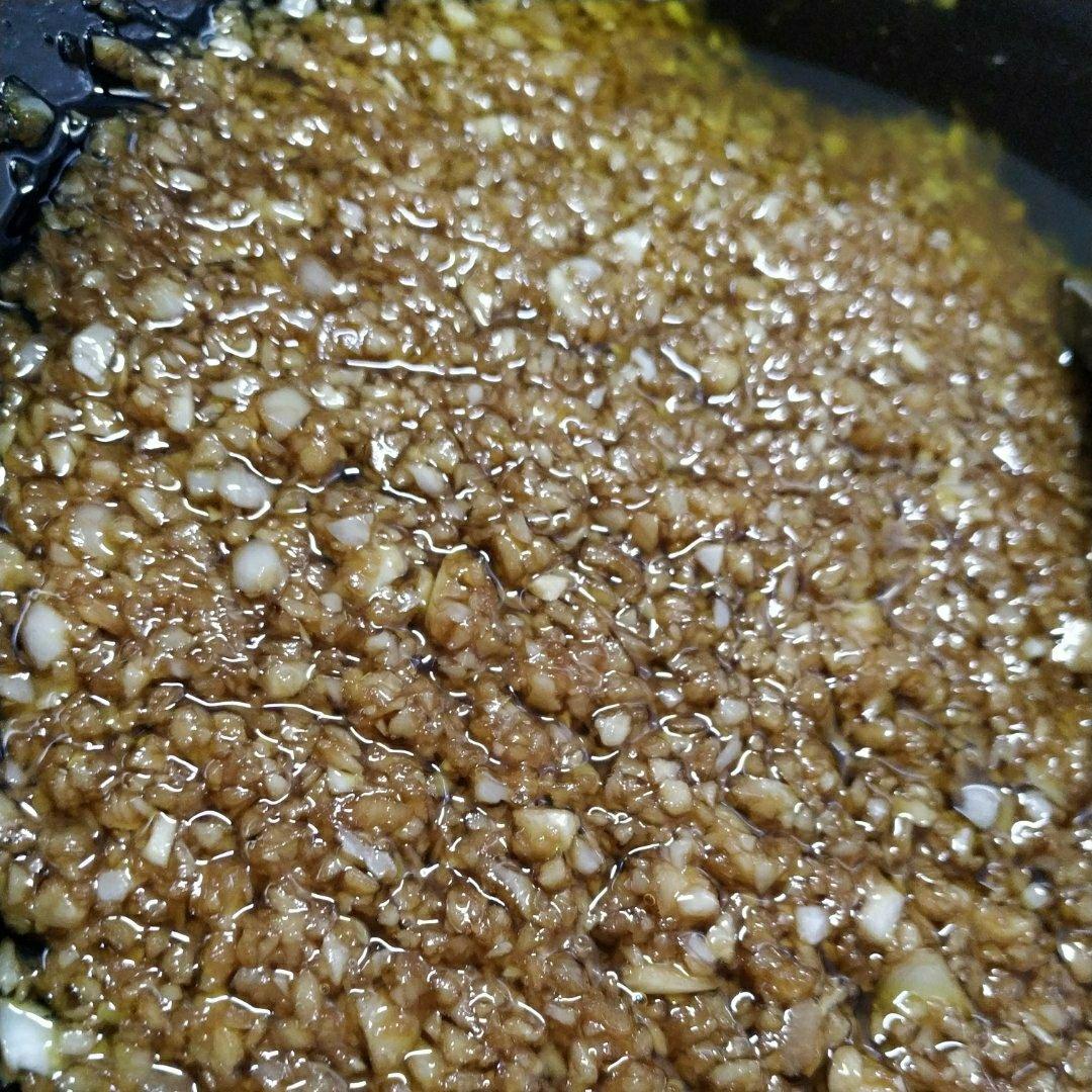 【黑暗料理别学】万能黄金比例蒜蓉酱【蒸烤生蚝，海鲜，茄子，蒜蓉小龙虾基础酱料……】