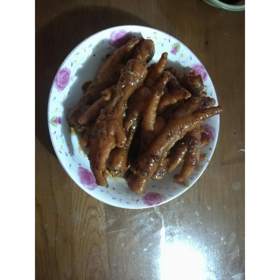 红烧鸡爪子