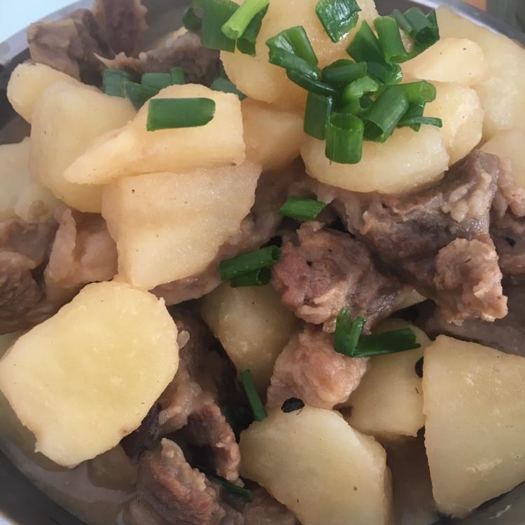 土豆炖牛腩