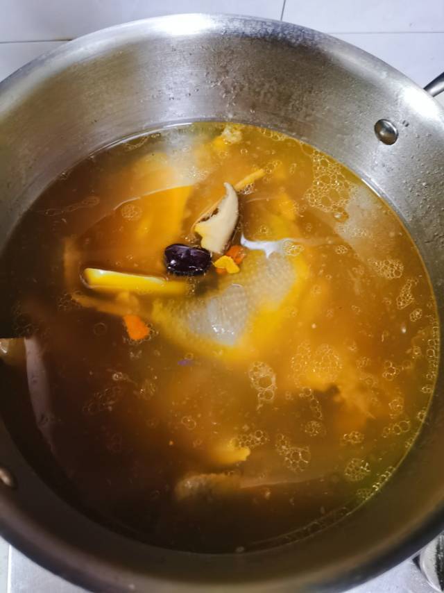 简单美味的菌菇鸡汤