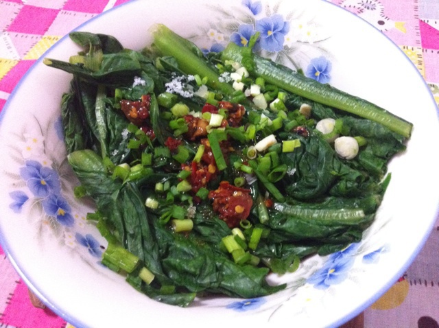 凉拌莴笋叶