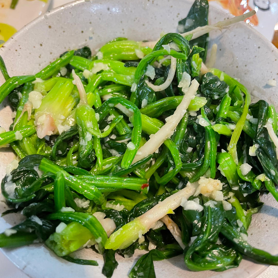 家常蒜蓉菠菜