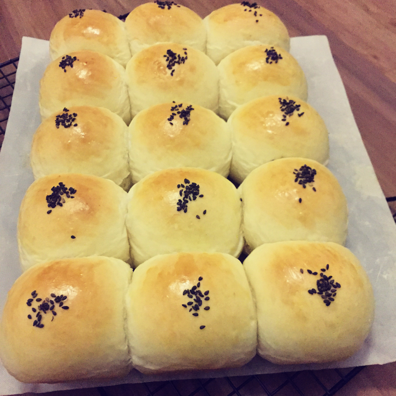 鲜奶油小餐包（一次发酵）
