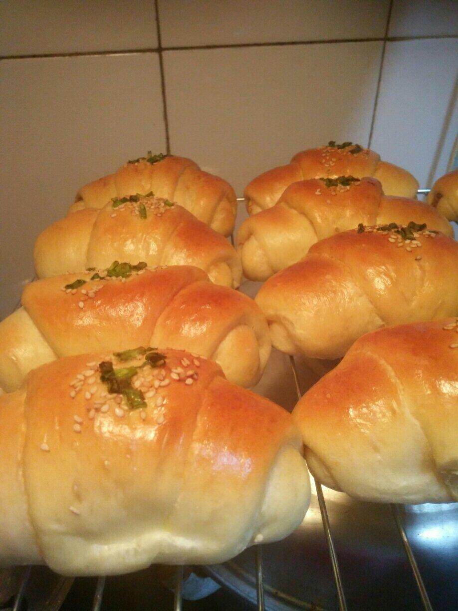 全麦肉松面包卷