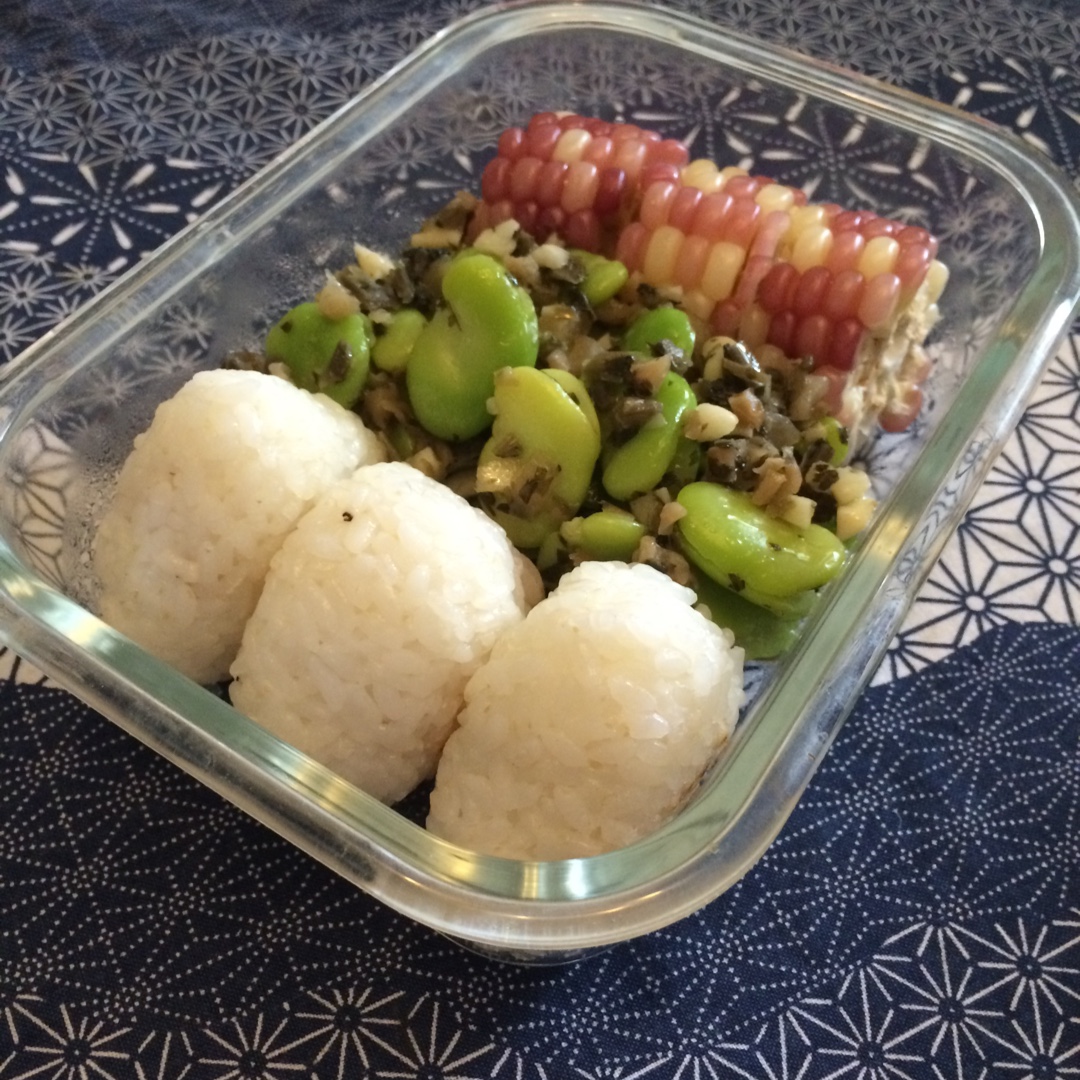 蚕豆炒酸菜