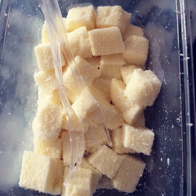 椰子奶糕（附上脆炸鲜奶做法）