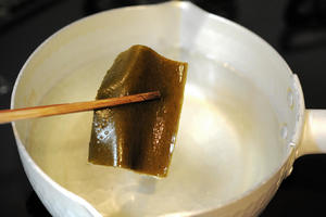 日式味噌汤的做法 步骤2