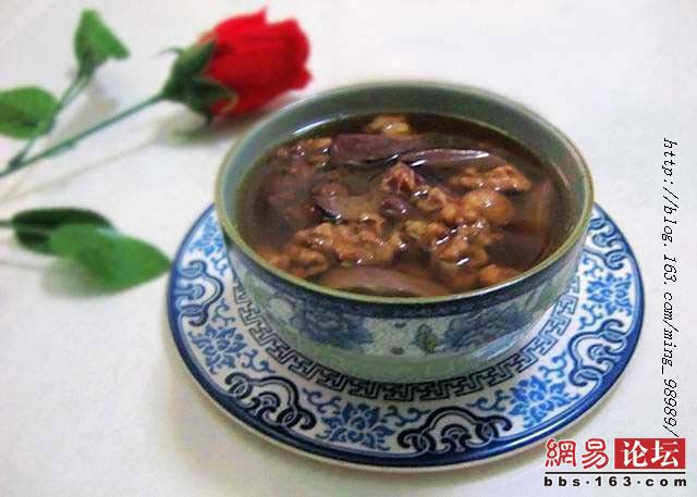 核桃炖猪腰的做法