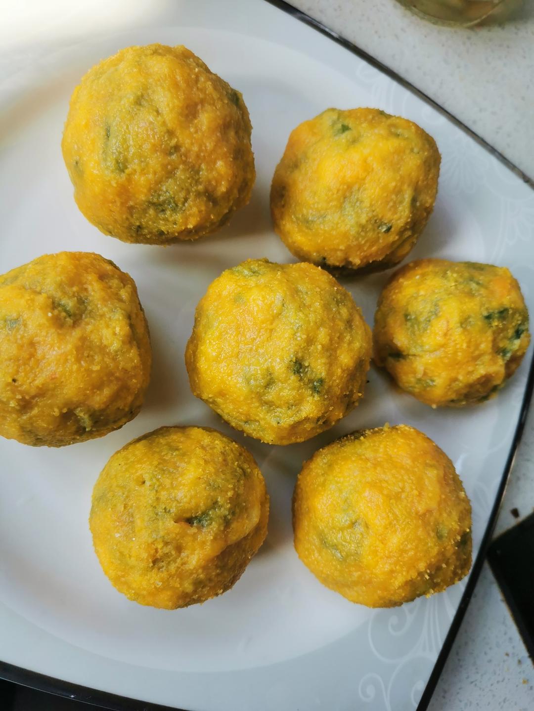 （减脂）玉米面菜团子