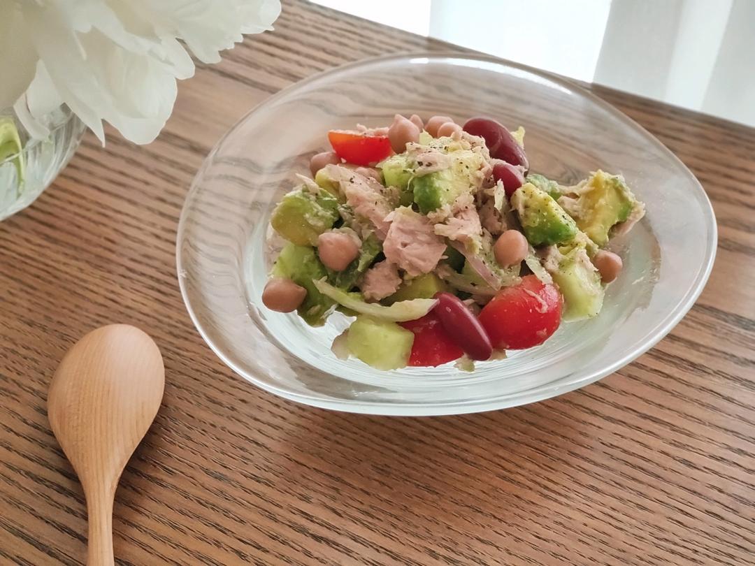 牛油果沙拉