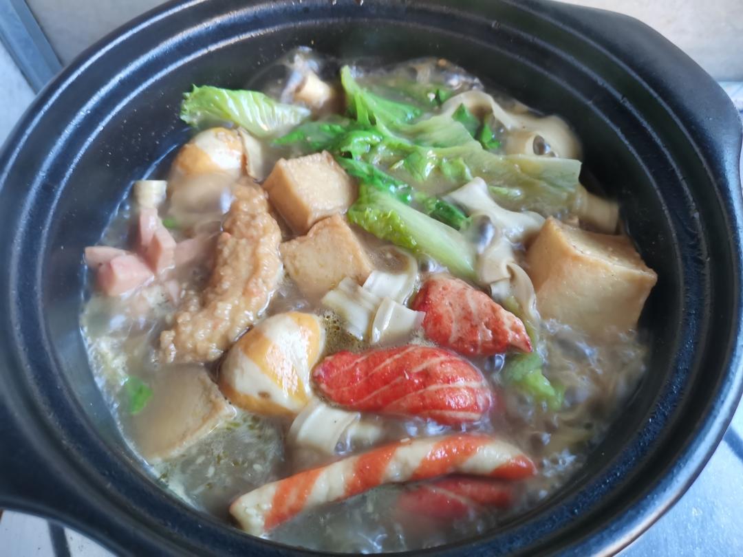 不用火锅底料也可以做的砂锅土豆粉(刀削面)
