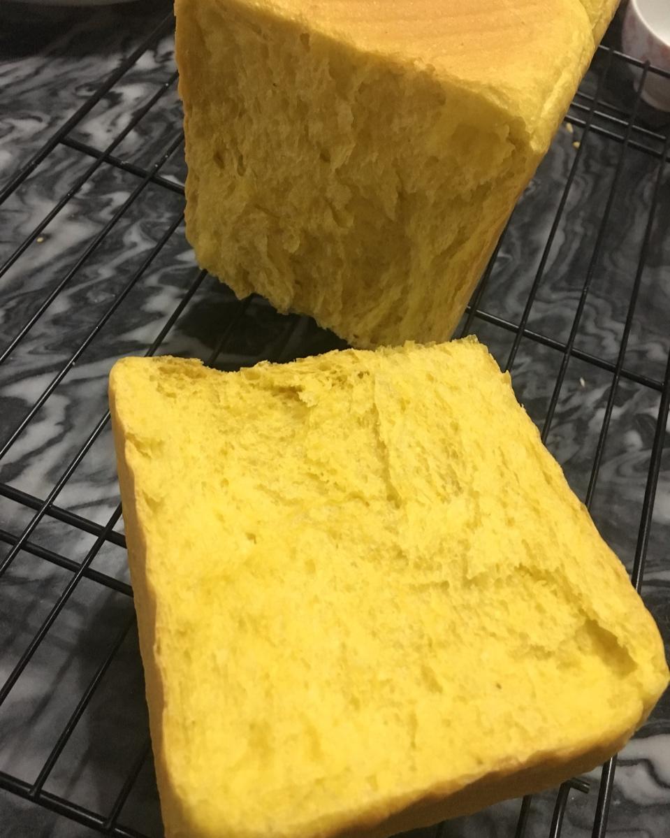 南瓜吐司（南瓜小餐包)