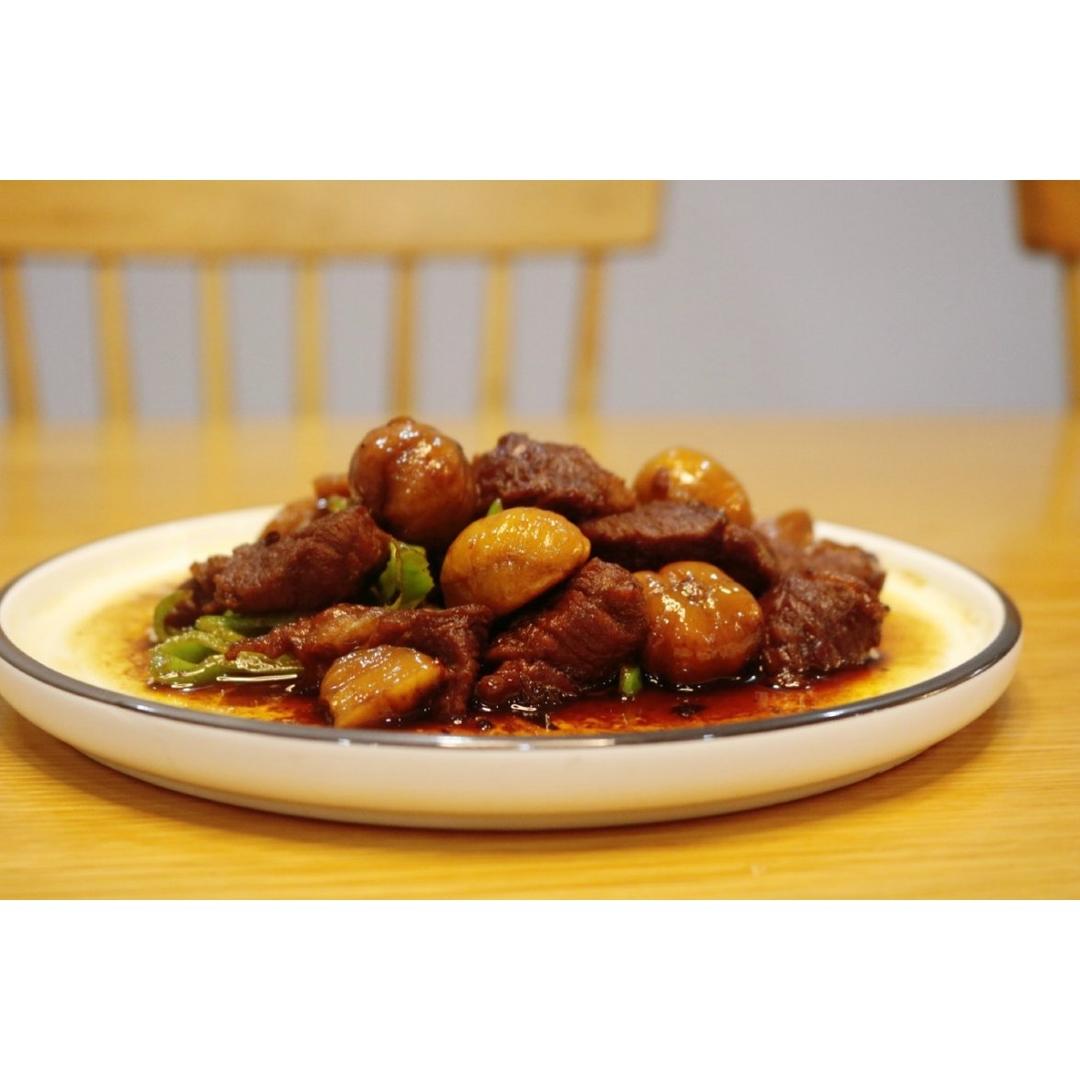 砂锅板栗烧牛肉