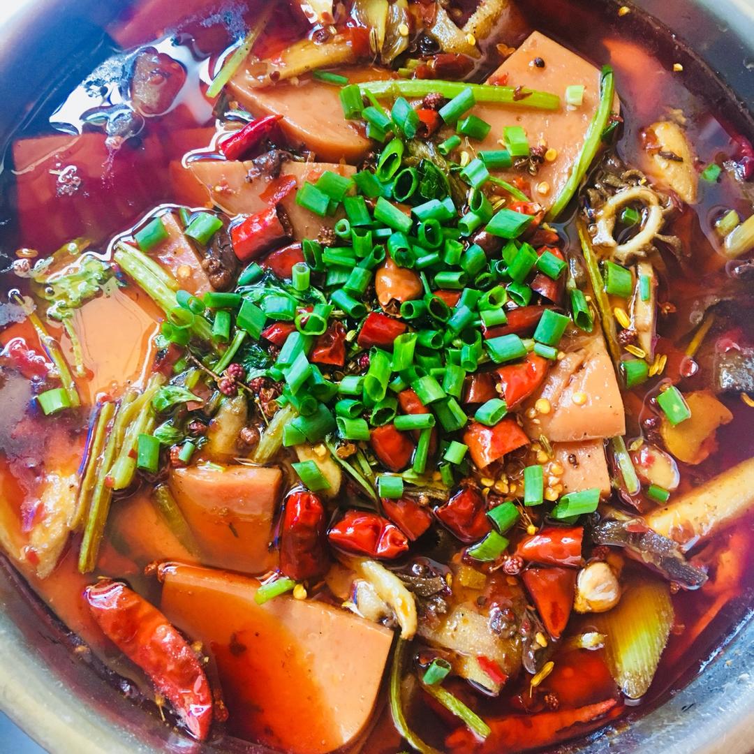 一场花事一杯茶做的香辣毛血旺