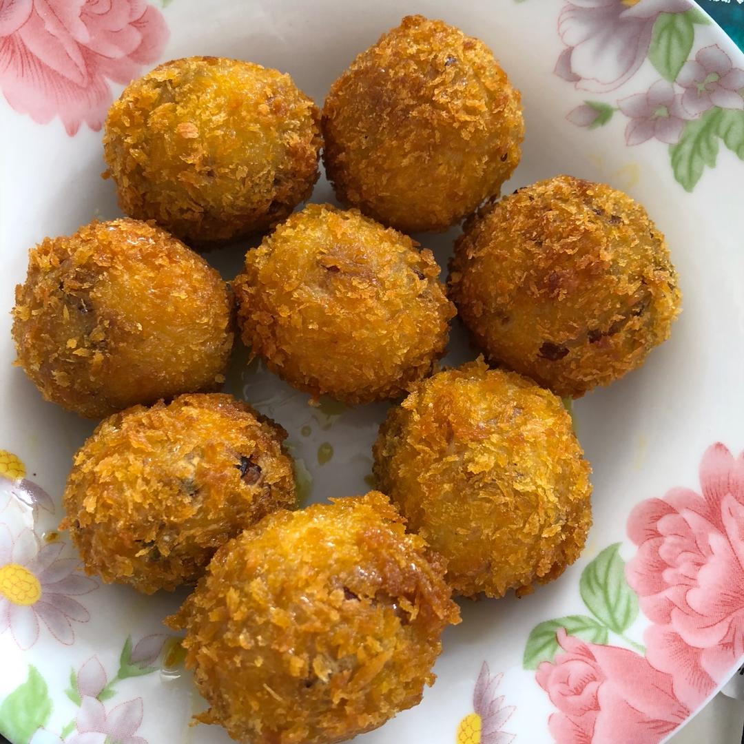 炸土豆丸子