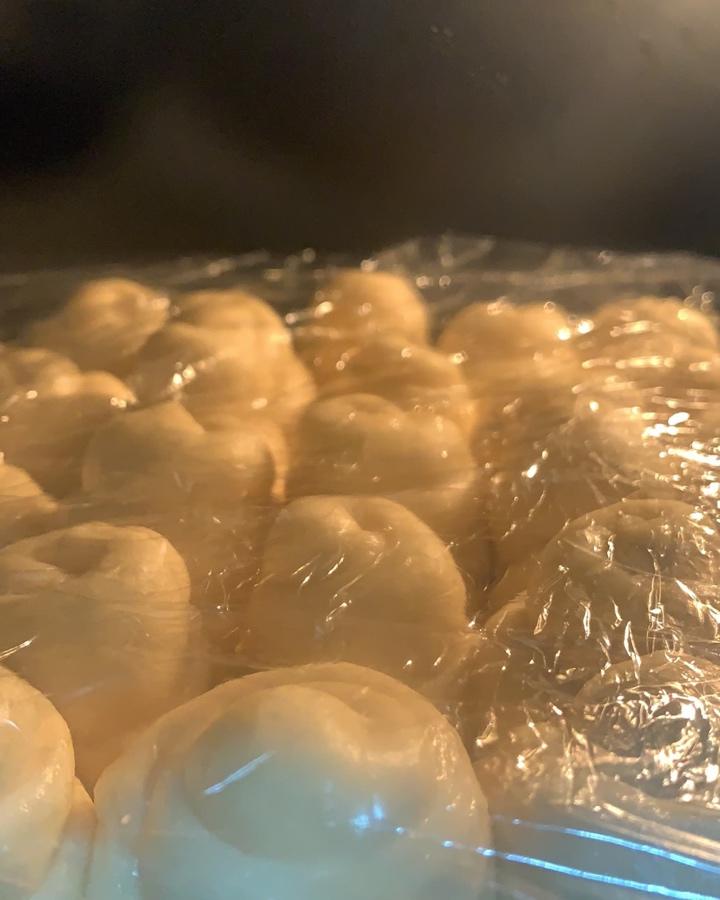 脆底蜂蜜小面包