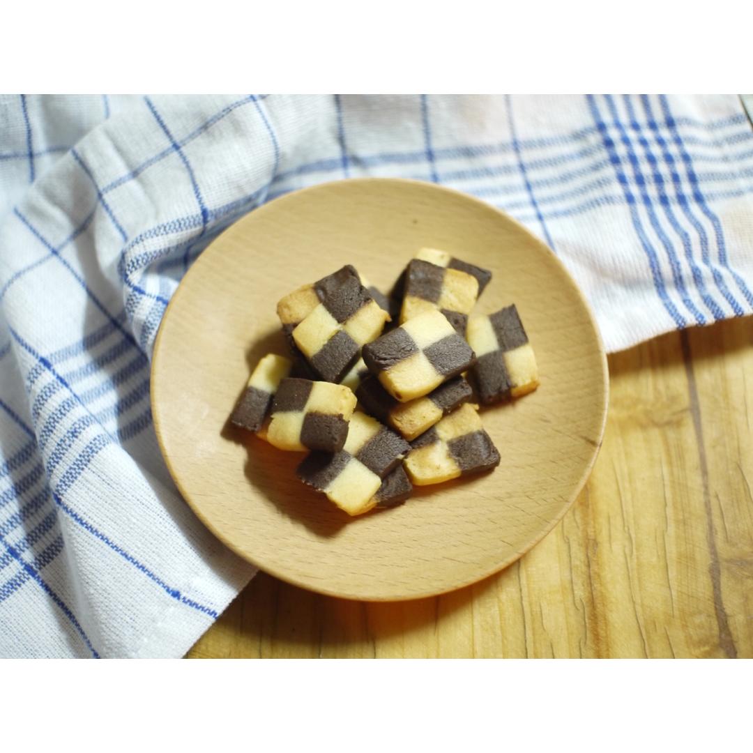 双色小棋格饼干