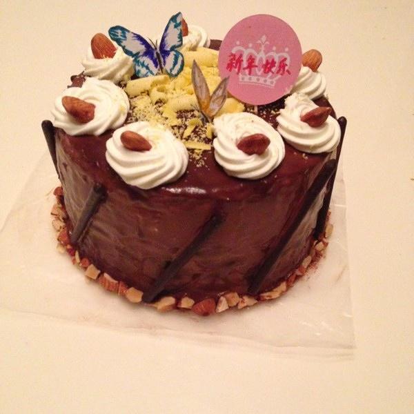 #全民美食汇,一起过新年#大杏仁巧克力蛋糕的做法