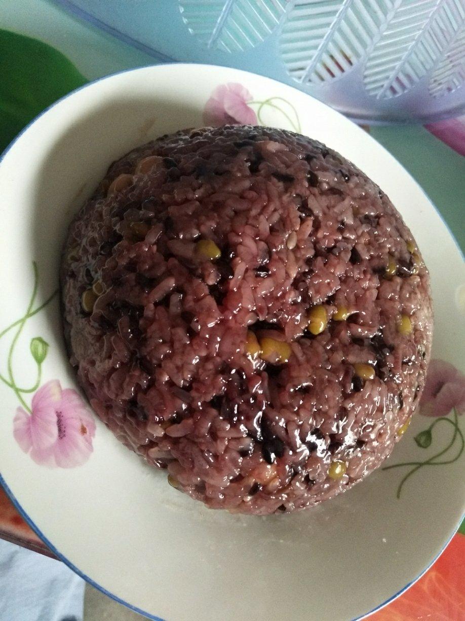 血糯米猪油八宝饭