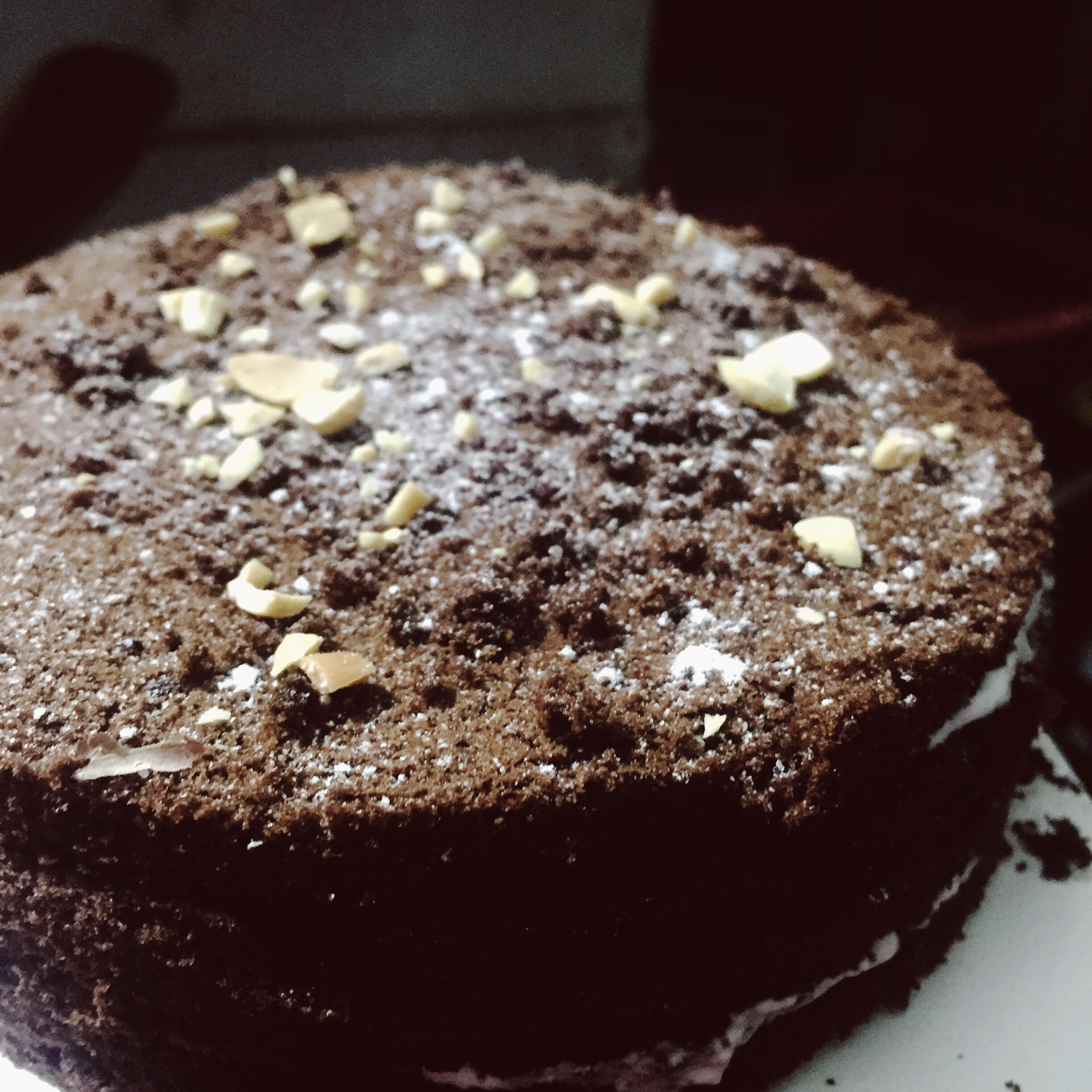 巧克力软绸夹心蛋糕