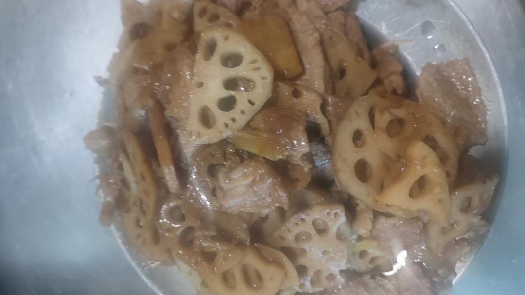 脆藕片炒肉