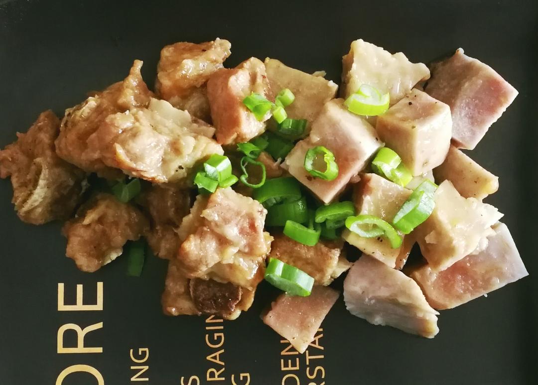 荔浦芋头蒸排骨的做法