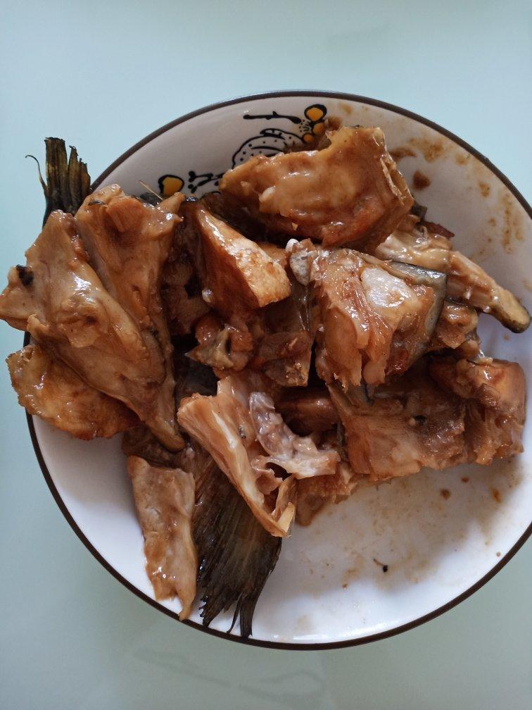 焖三文鱼头（中餐厅张亮简易版）