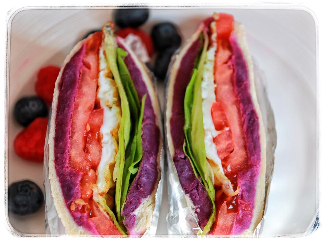 紫薯煎蛋三明治的做法