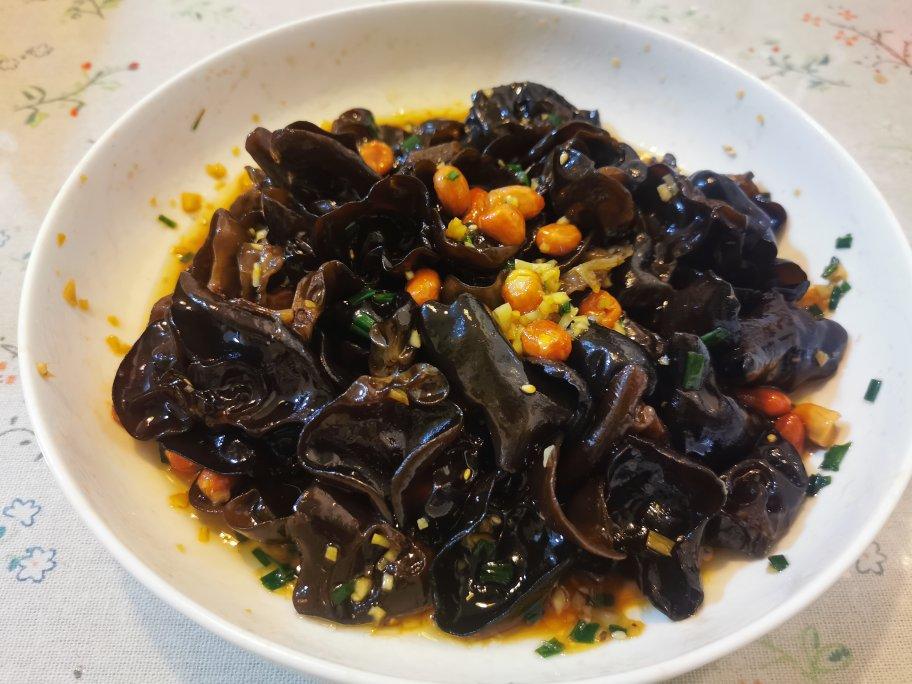 凉拌爽脆木耳