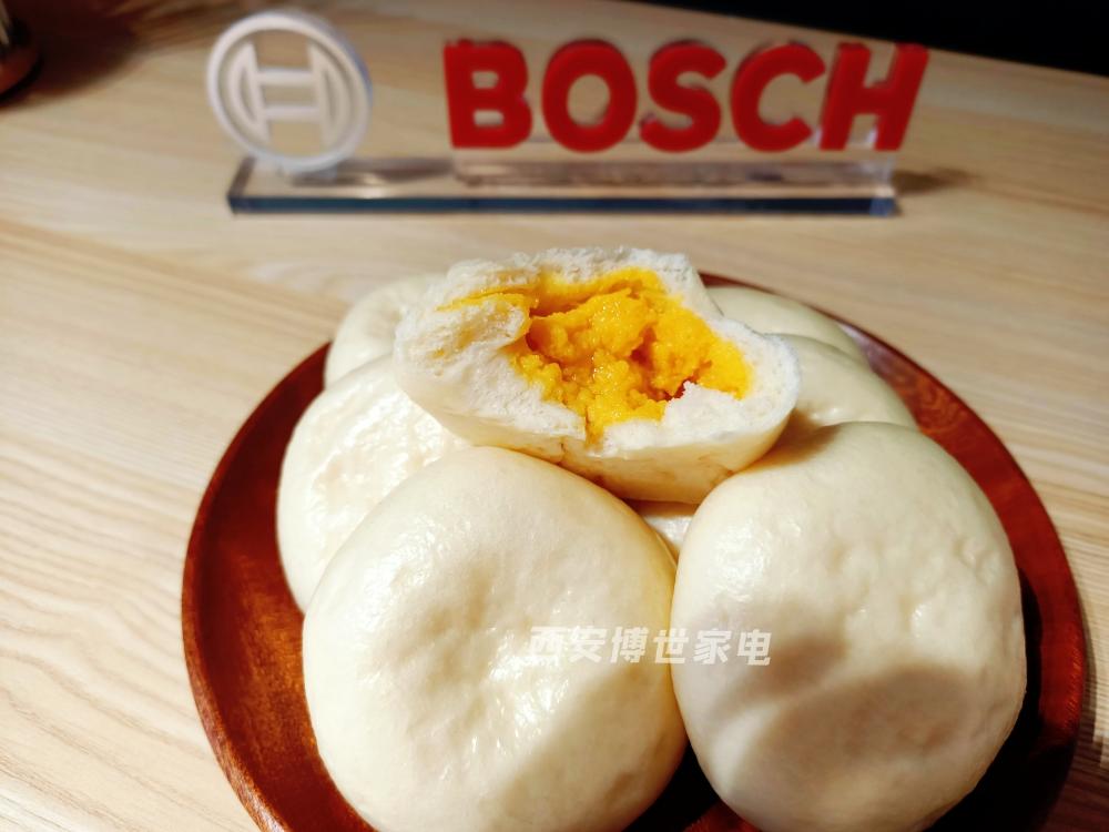 奶黄流沙包的做法