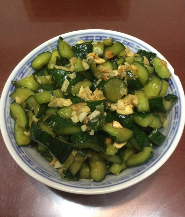 凉拌黄瓜