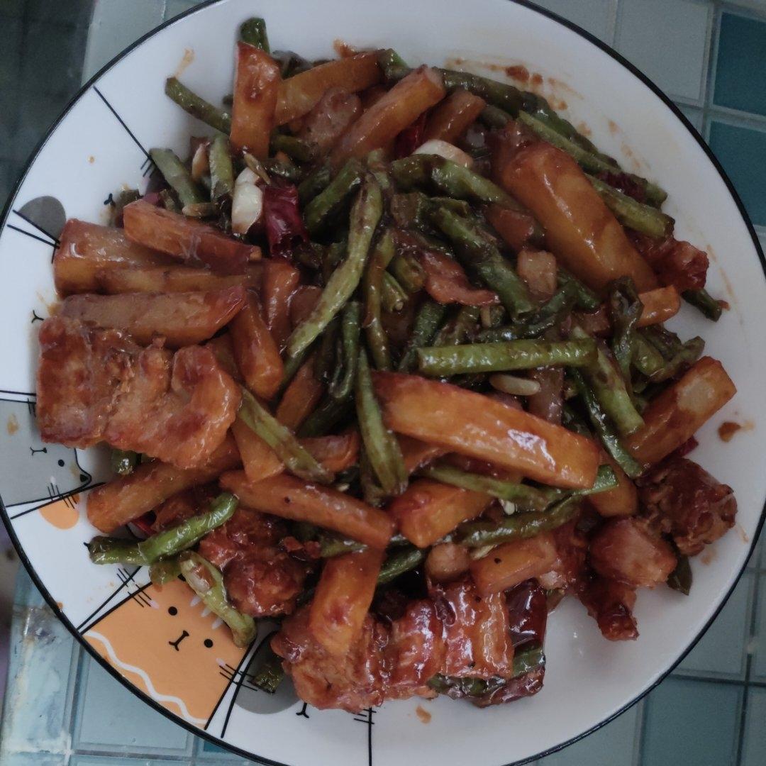 干煸豆角土豆